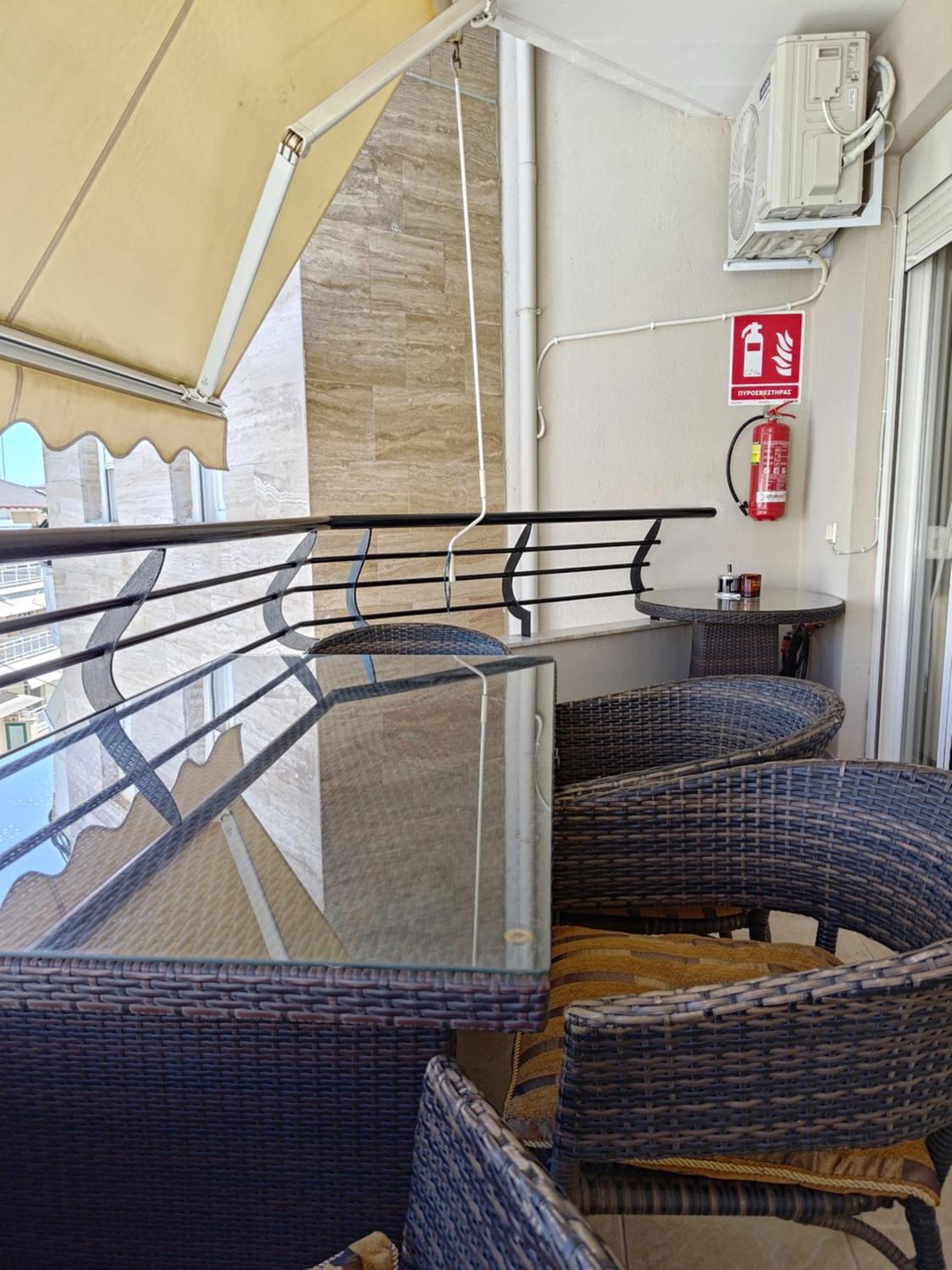 Jordan Downtown Apartment & Parking Катерини Экстерьер фото